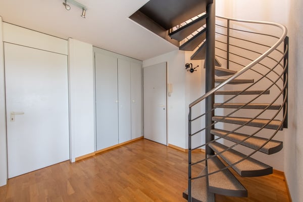 Duplexwohnung mit gemütlichem Cheminée & eigener Waschmaschine 7