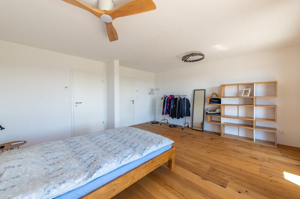 Hochwertige Terrassenwohnung an privilegierter, ruhiger Sackgassenlage 11