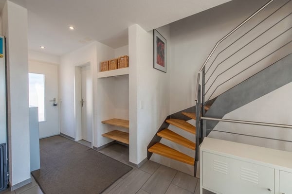 Licht, Garten und Wohnkomfort - 5.5-Zimmer-Doppelhaushälfte mit Umschwung 9
