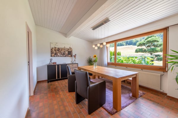 Wohnen mit Potenzial: Exklusives Zuhause mit Vielzweck-Anbau in traumhafter Lage 3
