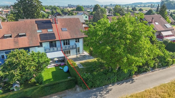 Viel Platz für die ganze Familie - 6.5-Zimmer-Reiheneckhaus mit Blick ins Grüne