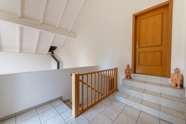 Wohnkomfort trifft Weitblick - grosszügiges Zuhause an ruhiger Lage 10