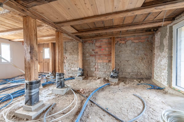 Attraktives Zweifamilien Bauernhaus - frei vom BGBB 11