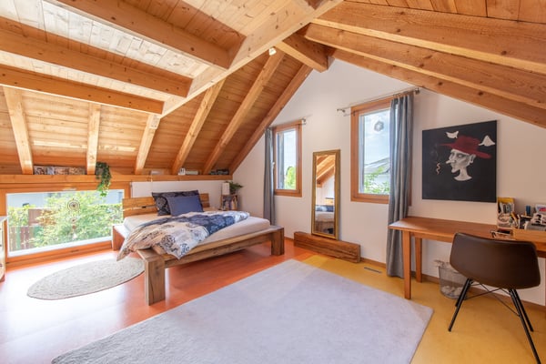 Nachhaltig wohnen - Minergie-Haus mit Wintergarten und Garten 6