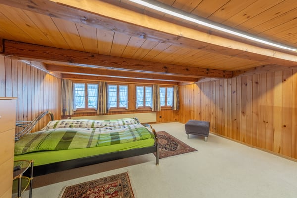 Tradition trifft Raum für Neues: Charaktervolles 5.5-Zimmer Bauernhaus 11