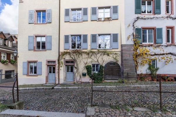 Charmante 1.5-Zimmer-Wohnung in historischem Gebäude in Rheinfelden 9