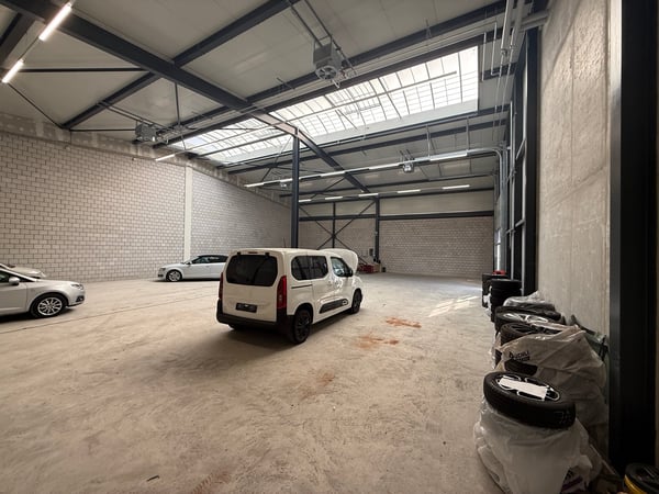 Moderne Gewerbehalle mit 408 m² - 6 Parkplätze & NK inklusive | Sofort verfügbar 3