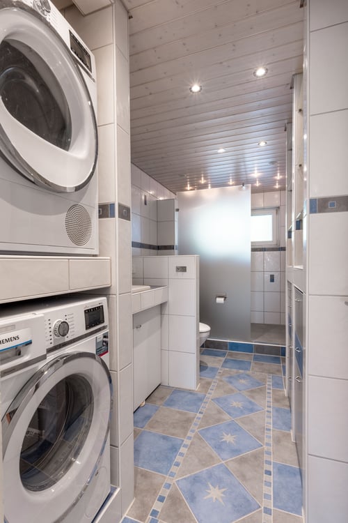 Freistehendes 7-Zimmer Einfamilien- oder Generationenhaus 6