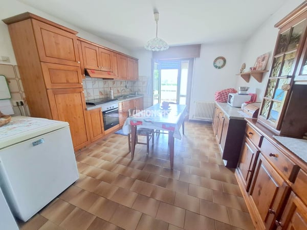 Villetta Bifamiliare in Vendita a Valmorea – Ampi Spazi e Giardino Privato 22