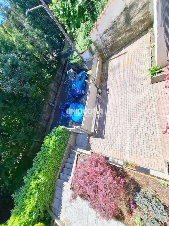 Casa Indipendente con Giardino e Garage a Bizzarone 6