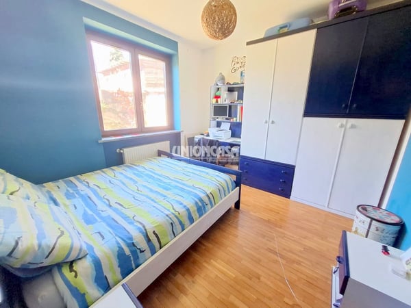 Casa Indipendente con Giardino e Garage a Bizzarone 20