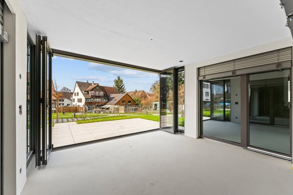 Jetzt fertiggestellt : Top-3,5-Zimmer-Wohnung mit privatem Garten ! B02 16