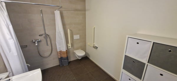 Appartement meublé moderne de 2.5 pièces à Delémont – disponible immédiatement 3