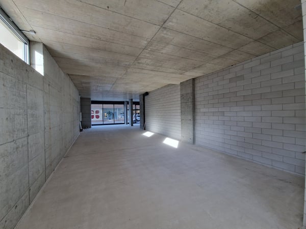 Local commercial idéal à Delémont – 185 m², accessible PMR, disponible immédiatement 5