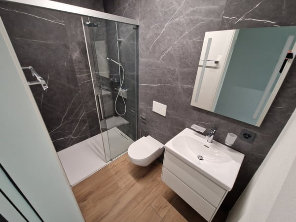 Magnifique 3.5 pièces neuf avec loggia à Delémont 6