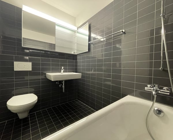 Exklusive & grosszügige 2.5 Zimmer-Wohnung zum Wohlfühlen 4