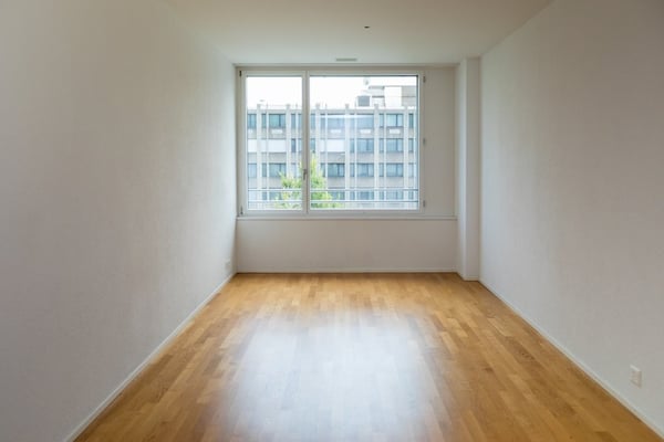 Grosszügige, wunderschöne 2.5-Zimmerwohnung zu vermieten 6
