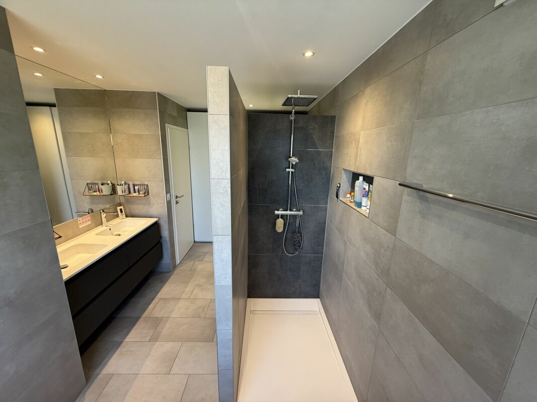 Superbe maison récente de 4.5 pièce idéalement située à Matran