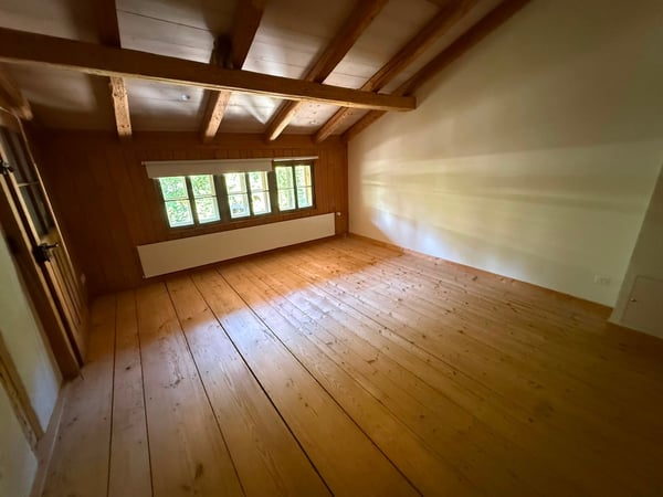 Charmantes 5.5-Zimmer-Flarzhaus in Bäretswil 3