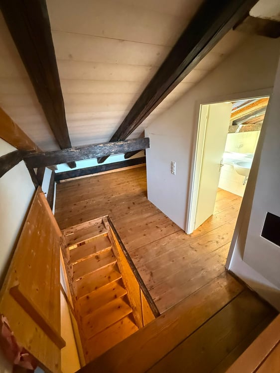 Charmantes 5.5-Zimmer-Flarzhaus in Bäretswil 7