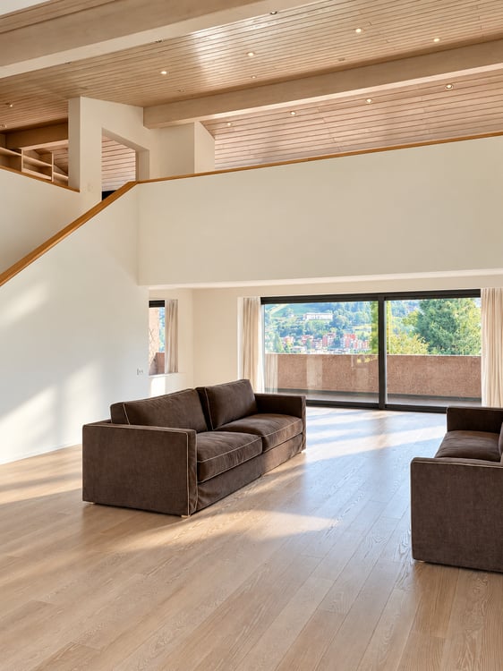 Elegante duplex di 4.5 locali con giardino a Lugano 2