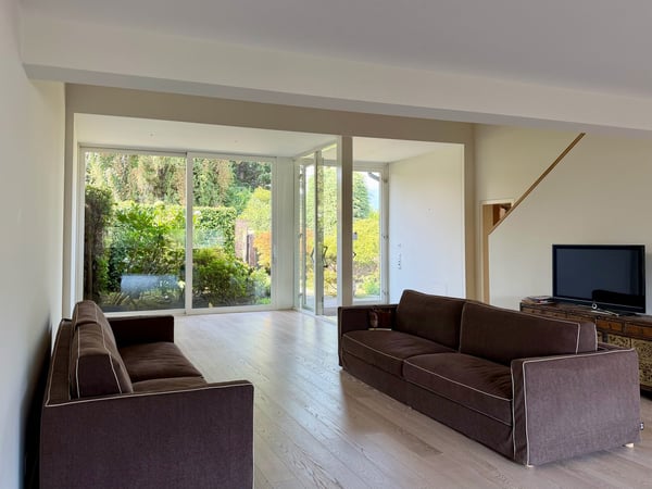 Elegante duplex di 5.5 locali con giardino a Lugano