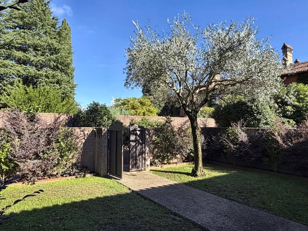Splendida maisonette con giardino privato a due passi dal centro 13