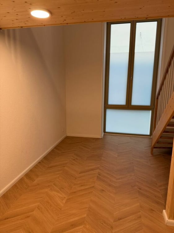 Magnifique studio en duplex en plein centre-ville de Delémont 4