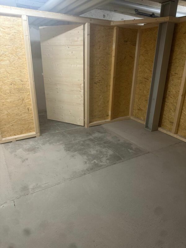Surfaces de stockage de 15 à 25 m2 en plein centre-ville de Delémont