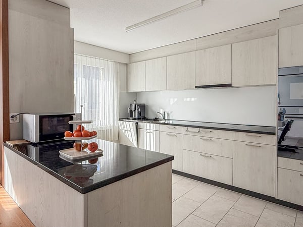 5.5 Zimmerwohnung an zentraler und ruhiger Lage 8