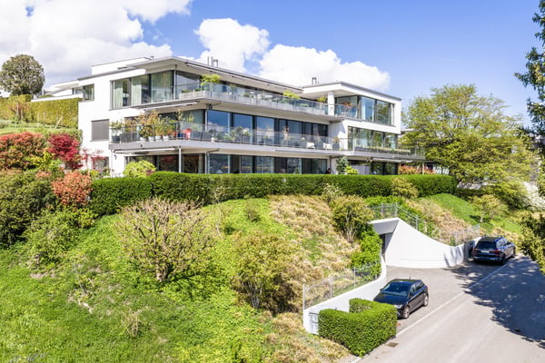 Exklusives Wohnen mit traumhafter Seesicht am Zürichsee - 2025/26 komplett exklusiv renoviert 5