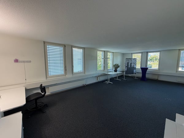 Arbeitsplatz in modernem Büro zu vermieten 4