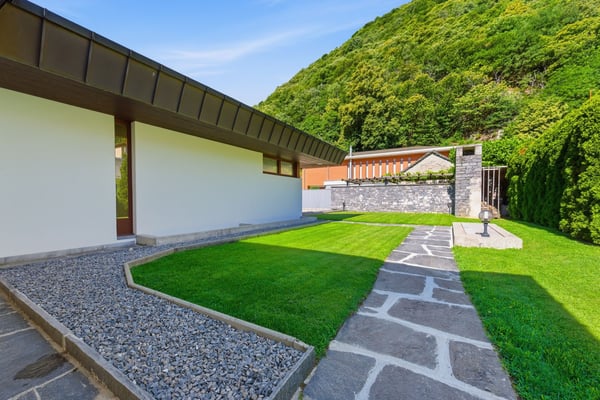 Exklusive Villa mit Pool an privilegierter Lage 19