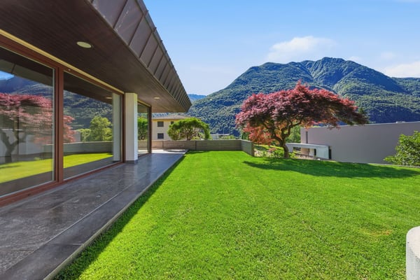 Exklusive Villa mit Pool an privilegierter Lage 3