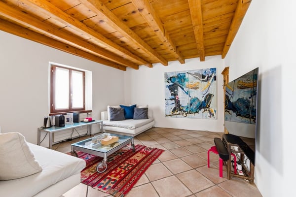 Charmantes, vollständig renoviertes Dorfhaus in Lugano-Ruvigliana 2