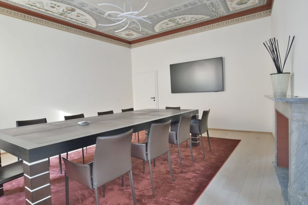Geräumiges Büro zu vermieten 6