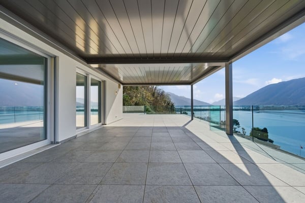 Residenza Ceresio 52: Attikawohnung mit grosser Panoramaterrasse 2