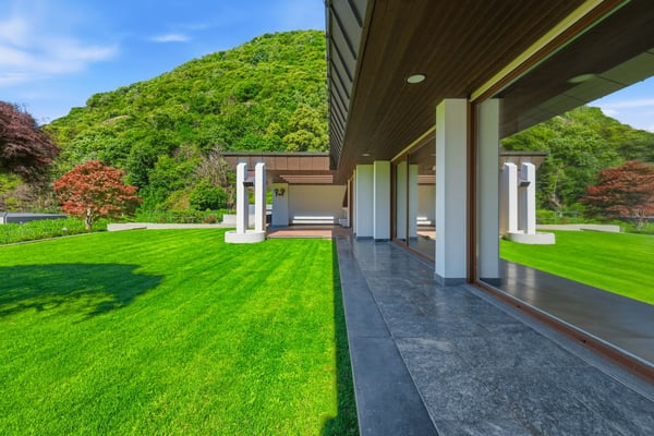 Exklusive Villa mit Pool an privilegierter Lage 5