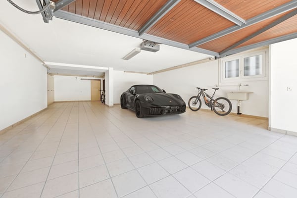 Exklusive Villa mit Pool an privilegierter Lage 14