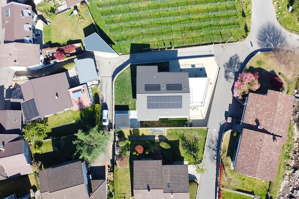 Wunderschönes Zweifamilienhaus mit Panoramablick und Garten 13