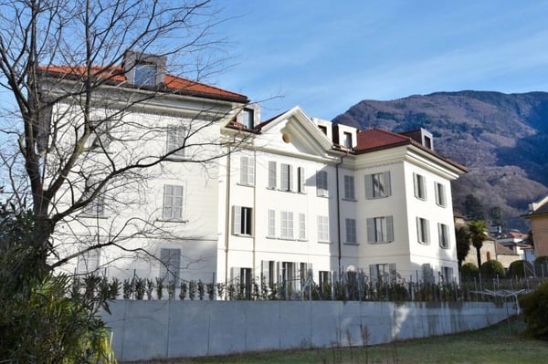 Exklusive 5.5 Zimmer Attikawohnung in historischem Gebäude 4