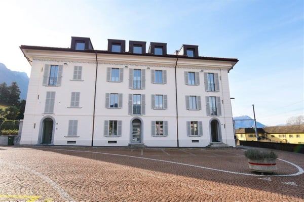 Exklusive 5.5 Zimmer Attikawohnung in historischem Gebäude 5