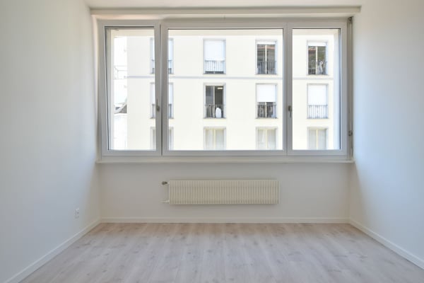 Helle renovierte 2,5-Zimmer-Wohnung zu vermieten 8