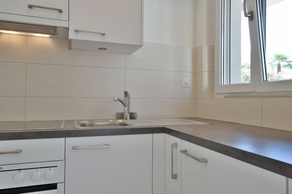 Helle renovierte 2,5-Zimmer-Wohnung zu vermieten 5