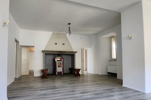 Historisches Mehrfamilienhaus mit Rustico im Herzen von Avegno 6
