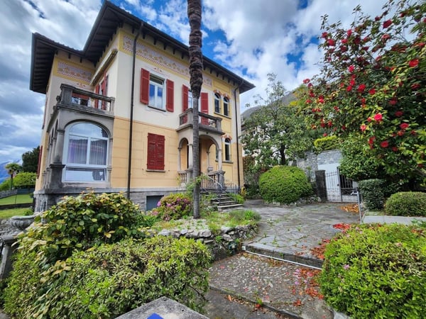 Historisches Mehrfamilienhaus mit Grundstück an top Lage 5