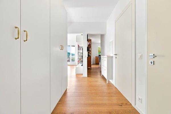 Casa bifamiliare totalmente ristrutturata con ampio terreno a Ligornetto 14