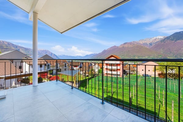 Zwei Wohnungen, eine besondere Gelegenheit in Camorino 2
