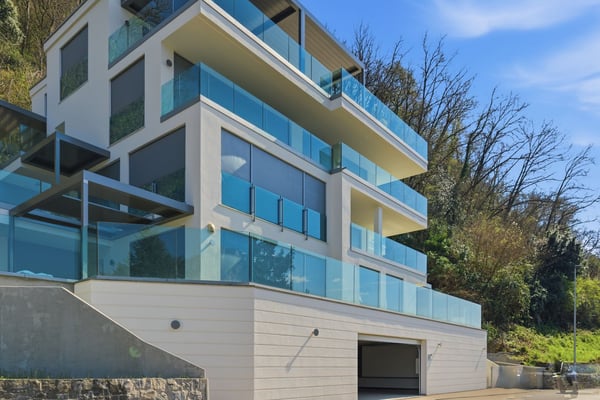 Zu vermieten: Luxuriöse Wohnung über die gesamte Etage 20