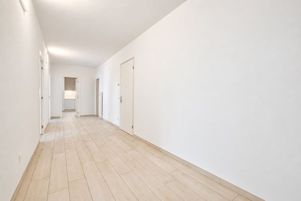 Wunderschöne, komplett renovierte 2.5-Zimmer-Wohnung 7